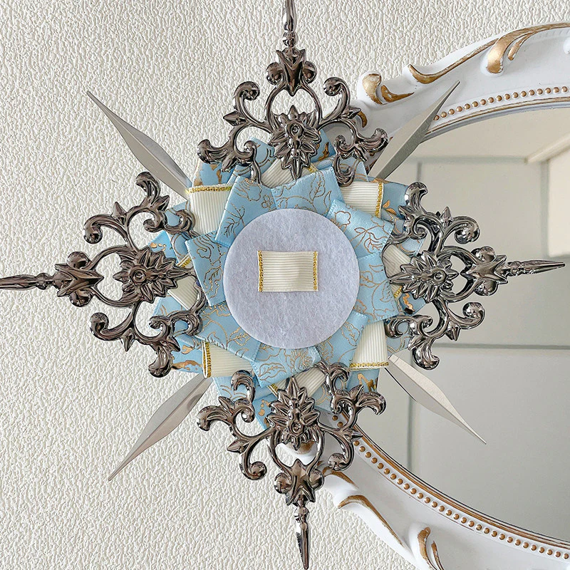 Gorgeous Vintage Rosette Holder for 55-75mm Badges - Image 5