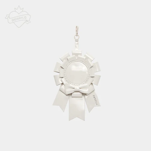 BERRYQ Ita Bag Accessories Pin Display Badge - Image 3
