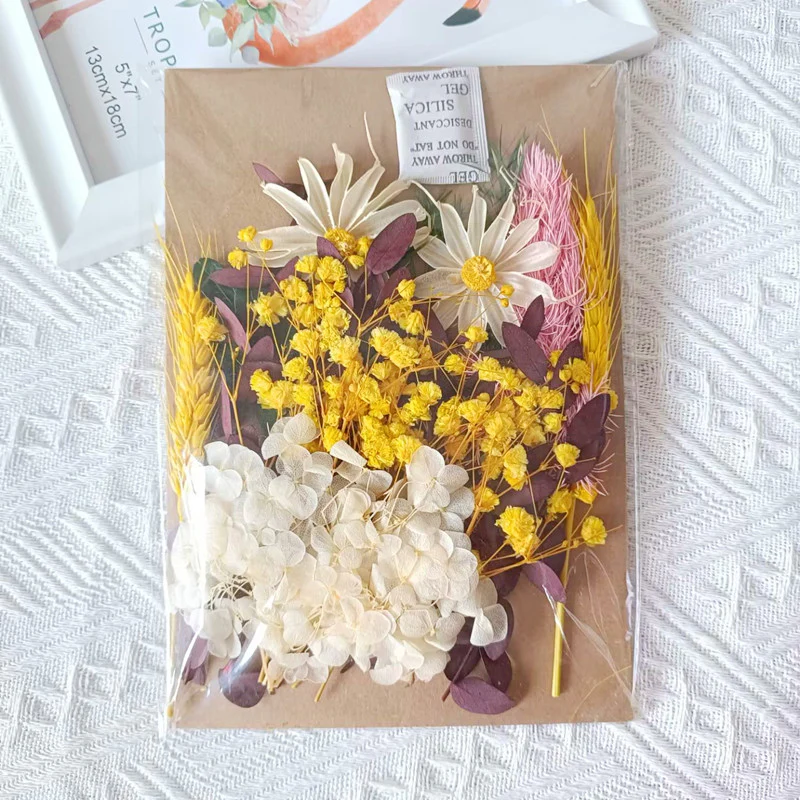 Ita Bag Decoration - Dried Flowers - Image 29