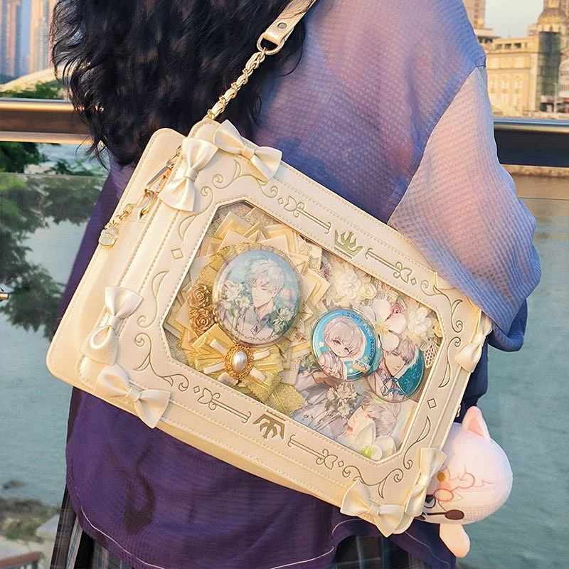 Retro Picture Frame Embossing Tote Bag - Image 7